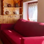 Apartament Mansarda La Ruine *